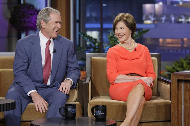 Former US President George W Bush (L) and his wife Laura. Photo: George W. Bush via Facebook