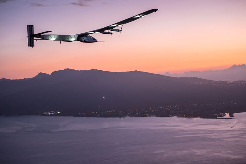 A handout image provided by Solar Impulse shows the Solar Impulse 2 approaching Kalaeloa Airport with Andre Borschberg at the controls, O'ahu, Hawaii, USA, 03 July 2015. Photo: EPA