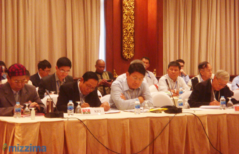 Leaders of armed ethnic groups meet during the Armed Ethnic Organizations’ Summit at The Park hotel in Chiang Mai, Thailand on September 29, 2015. Photo: Phanida/Mizzima