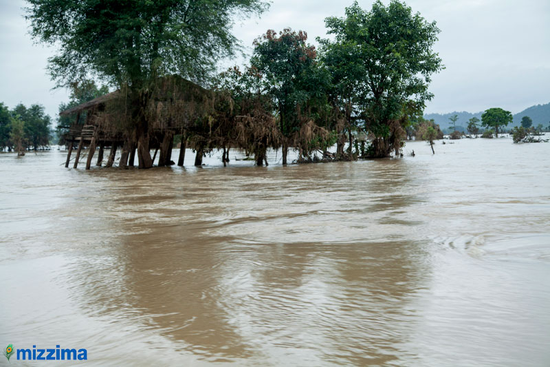 Flooded houses in Kawlin Township, Sagaing Region on July 25,2015. Photo: Hong Sar/Mizzima