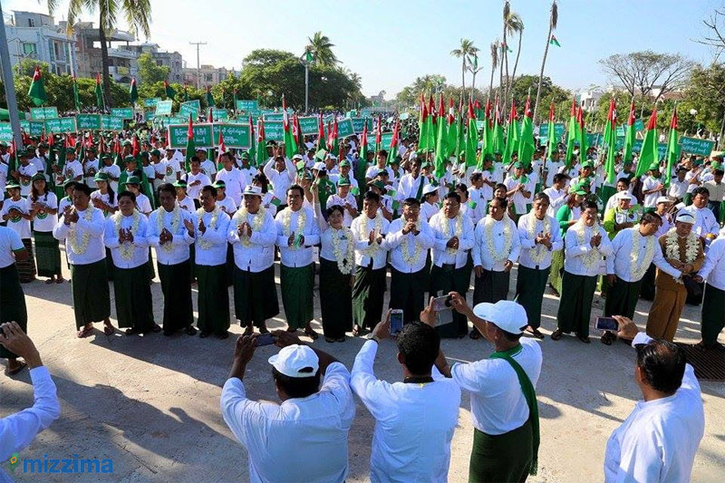 USDP campaigning in Mandalay on October 23, 2015. Photo: Bo Bo/Mizzima