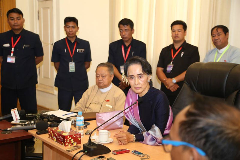 NLD Chairperson Daw Aung San Suu Kyi meets with journalists in Nya Pyi Taw on 3 February, 2016. Photo: NLD Chairperson