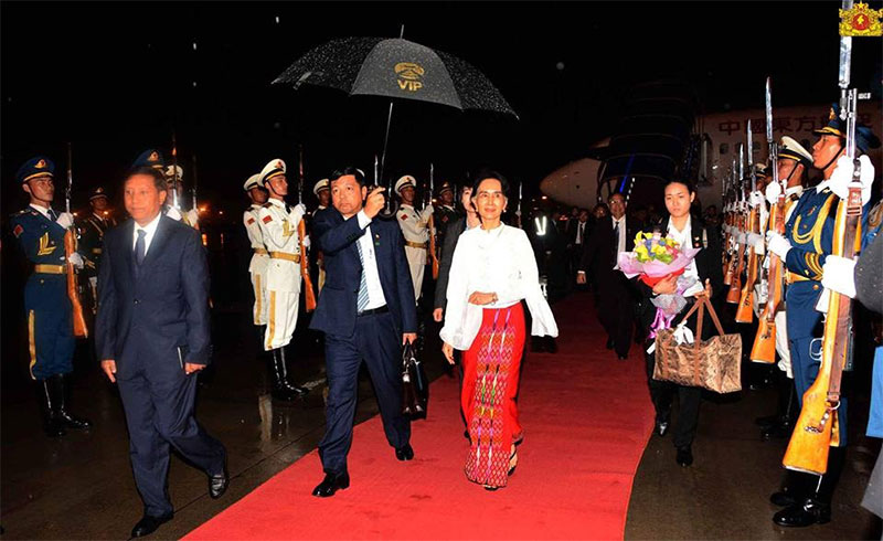 State Counsellor Aung San Suu Kyi, departs from Yangon International Airport to Kumming airport via Beijing in China, on 17 August 2016. Photo: Myanmar State Counsellor Office