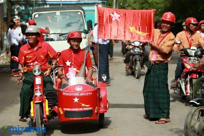 NLD members campaigning in Mandalay on 8 September, 2015. Photo: Bo Bo/Mizzima