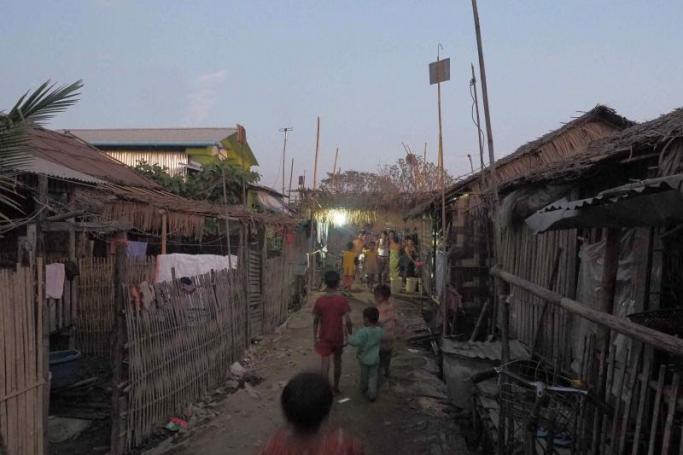 Poor slums are springing up in the suburbs of Yangon. (Photo: Connor Macdonald/Myanmar Now)
