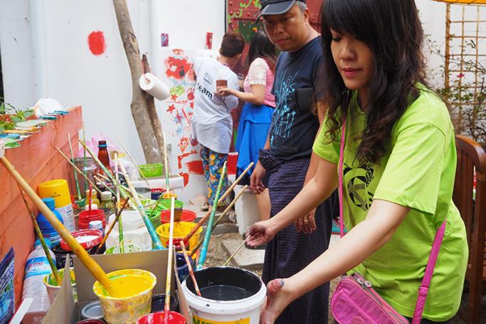 Soe Pa Pa Myint, founder of the OLGA children’s art organisation, supervised more than 50 children over the weekend’s mural workshop. Photo: Ben Dunant