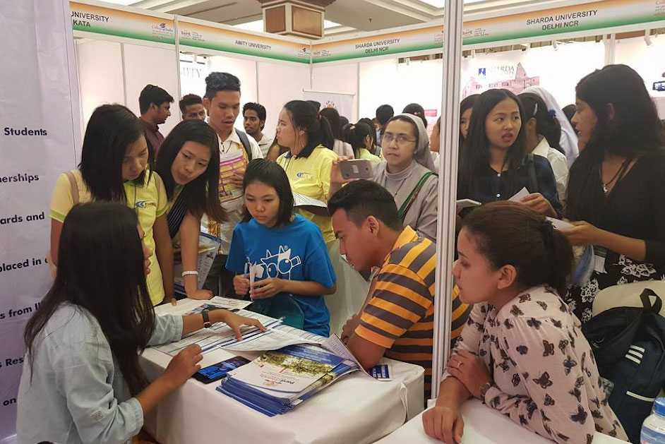 Fair encourages Myanmar youth to study in India | Mizzima ...