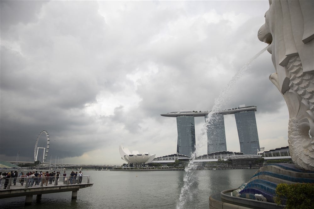 China's mega-rich move their wealth, and partying, to Singapore ...