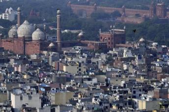 A view of Jama Masjid from a high-rise building is seen during a government-imposed nationwide lockdown as a preventive measure against the COVID-19 coronavirus, in New Delhi on May 1, 2020. Photo: AFP