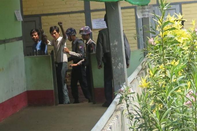 A student is brought to court in Letpadan, Bago region on March 25, 2015. Photo: Min Min/Mizzima
