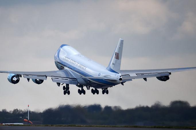 US President Barack Obama's Airforce One departs Stansted Airport in London, Britain, 24 April 2016. Photo: EPA
