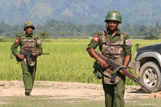 Myanmar Militär : Myanmar: 