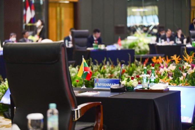 This handout picture taken and released on October 27, 2022 by the Association of Southeast Asia Nations (ASEAN) shows the Myanmar representative desk empty during the Special ASEAN Foreign Ministers' Meeting (SAFMM) at the ASEAN secretariat general building in Jakarta. Photo: ASEAN/AFP