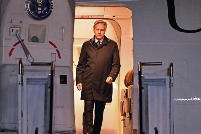 US Secretary of State Antony Blinken arrives at Osan Air Base on Thursday night / Photo: AFP