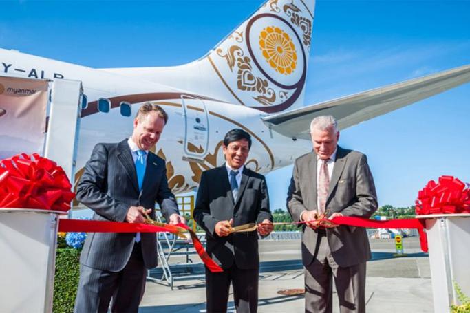 Boeing and Myanmar National Airlines celebrated the delivery of the airline's first Next-Generation 737-800 leased from GE Capital Aviation Services (GECAS), the commercial aircraft leasing arm of GE. Photo: Boeing

