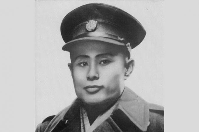 Bogyoke Aung San (b. 13 Feb 1915 - d. 19 July 1947) Photo: aungsan.com
