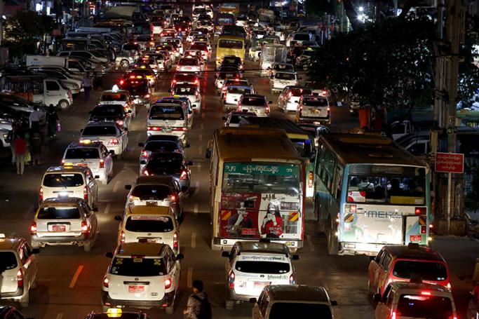 A general view for busy traffic in downtown Yangon, Myanmar, 15 January 2017. Photo: Nyein Chan Naing/EPA

