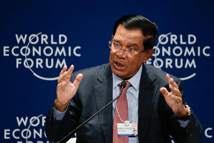 Cambodian Prime Minister Samdech Techo Hun Sen speaks during the Shaping the Association of Southeast Asian Nations (ASEAN) Agenda for inclusion and Growth forum as part of the World Economic Forum on ASEAN in Kuala Lumpur, Malaysia, 01 June 2016. Photo: Fazry Ismail/EPA
