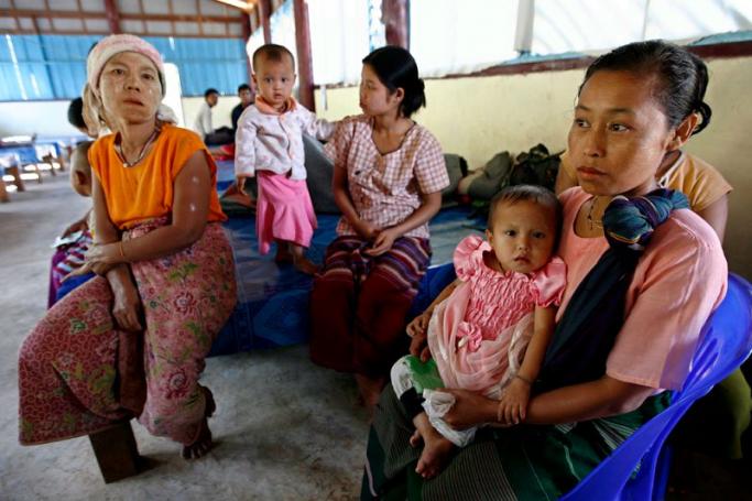 Waiting in a clinic in Kaying State. Photo: Rungroj Yongrit/EPA
