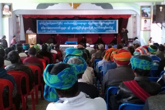 Farmers from Shan State hold a press conference at Taunggyi Catholic Church memorial hall in southern Shan State on January 3, 2016. Photo: Htet Htet/Mizzima
