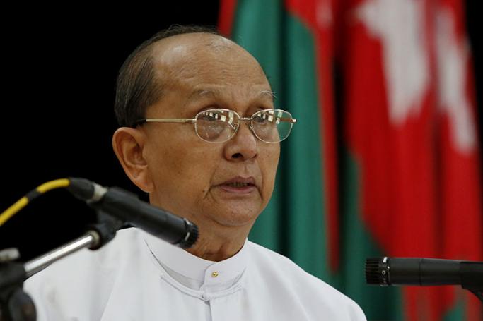 Former Myanmar President Thein Sein, chairman of the Union Solidarity and Development Party (USDP), speaks to party members during a session of the National Reconciliation and Peace Process Discussion Workshop at the USDP's headquarters in Naypyitaw, Myanmar, 11 August 2016. Photo: Hein Htet/EPA
