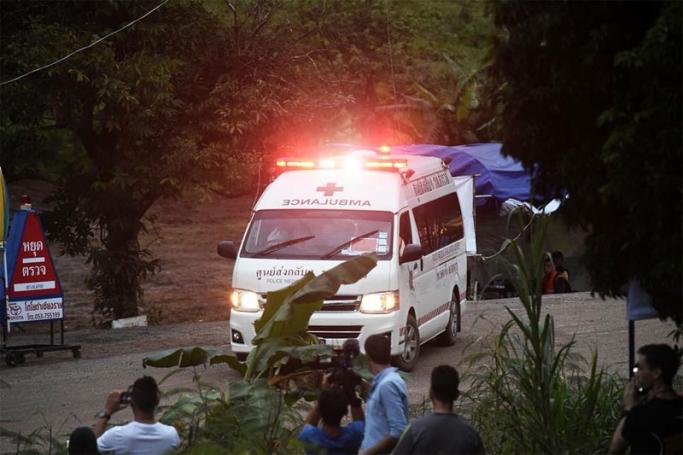 An ambulance leaves the Tham Luang cave area after divers evacuated some of the 12 boys and their coach trapped at the cave in Khun Nam Nang Non Forest Park in the Mae Sai district of Chiang Rai province on July 8, 2018. Photo: AFP
