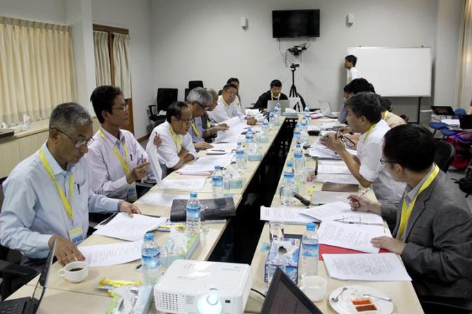The framework for political dialogue drafting team meeting at the Myanmar Peace Centre in Yangon on 1 December 2015. Photo: Myanmar Peace Centre
 

