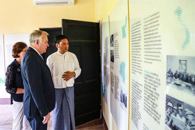 French Foreign Minister Jean-Marc Ayrault (R) talks with Yangon Heritage Trust Chairman Dr. Than Myint Oo (L) at the secretariat office in Yangon on 19 June 2016. Photo: Yangon Heritage Trust
