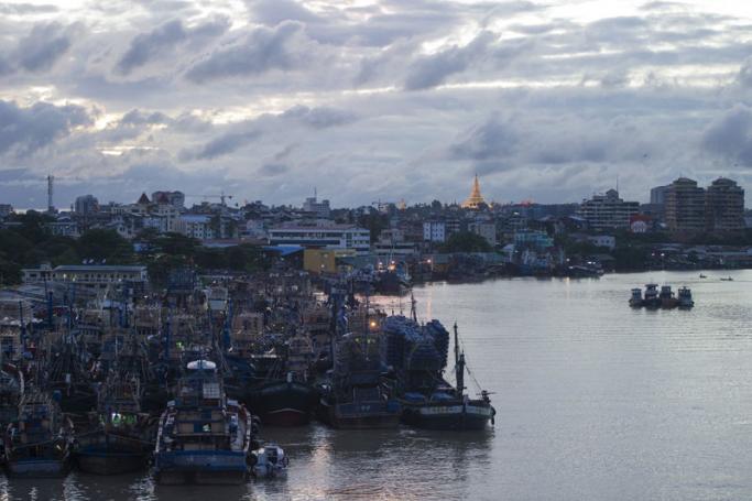 A general view of Yangon and the Shwedagon Pagoda at dusk. Photo: Ye Aung Thu/AFP
