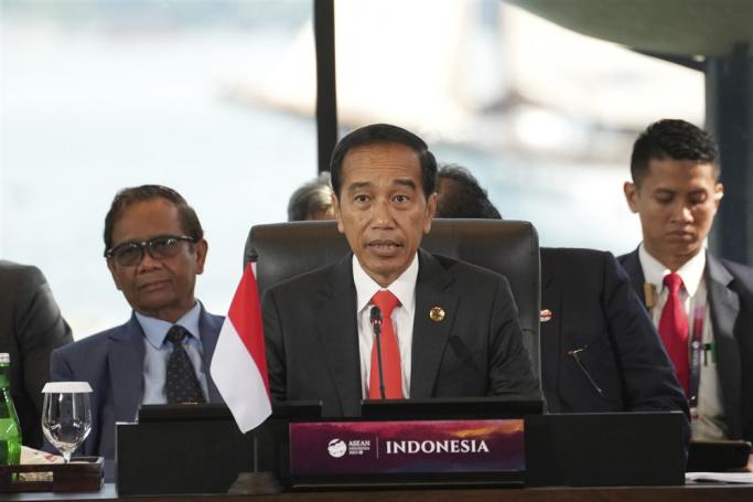 Indonesian President Joko Widodo (C) delivers his opening remarks during the 42nd ASEAN Summit in Labuan Bajo, East Nusa Tenggara, Indonesia, 10 May 2023. Photo: EPA