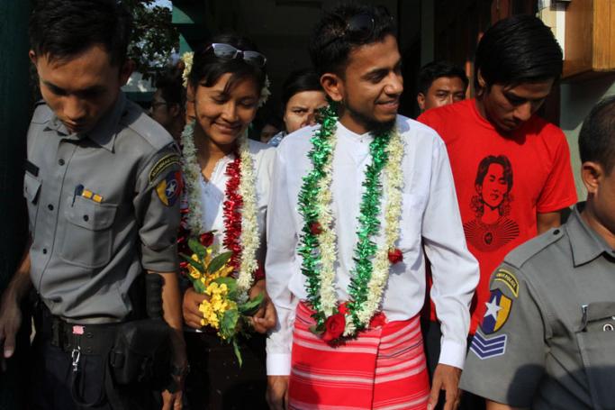 Zaw Zaw Latt and Pwint Phyu Latt at a court in Chanayethazan Township, Mandalay on 8 April, 2016. Photo: Bo Bo/Mizzima
