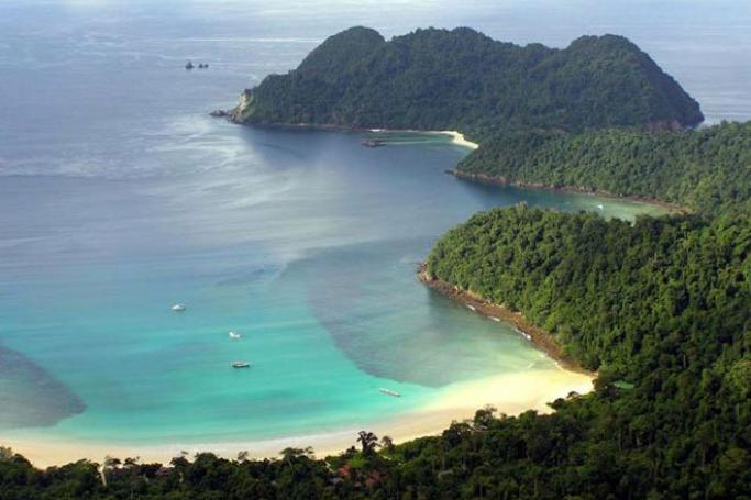 Myeik (Mergui) Archipelago, an enormous area features more than 800 pristine islands dotted through out the Andaman Sea of the coast between Myeik (Mergui) and Kawthaung (Victoria Point). Photo: Myanmar Andaman Resort

