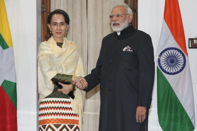 (File) Indian Prime minster Narendra Modi (R) with Myanmar's State counselor Aung San Suu Kyi, prior to a bilateral meeting on the sideline of the ASEAN - India Commemorative Summit in New Delhi, India, 24 January 2018. Photo: EPA