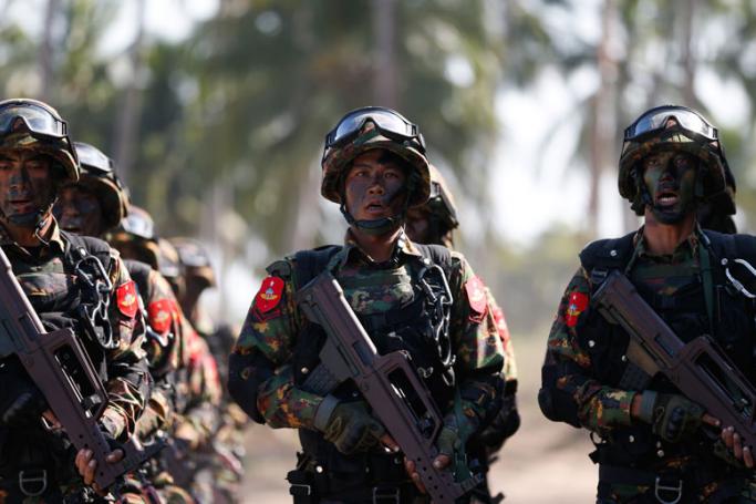 Commando soldiers stand ready for a drill on the second day of the 'Sin Phyu Shin' joint military exercises in the Ayeyarwaddy delta region, Myanmar, 03 February 2018. Photo: EPA