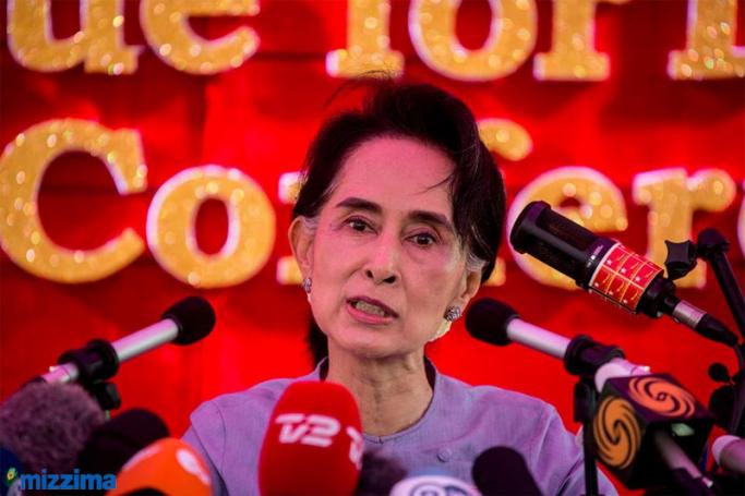 National League for Democracy party leader Daw Aung San Suu Kyi speaks to the local and foreign media during a press conference for the upcoming general elections at her residence in Yangon, Myanmar, 5 November 2015. Photo: Hong Sar/Mizzima
