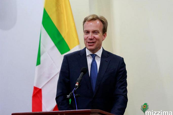 Norway's Minister of Foreign Affairs Borge Brende speaks to the media during a joint press conference held with Myanmar's State Counselor and Foreign Minister Aung San Suu Kyi in Nay Pyi Taw on 06 July 2017. Photo: Min Min/Mizzima
