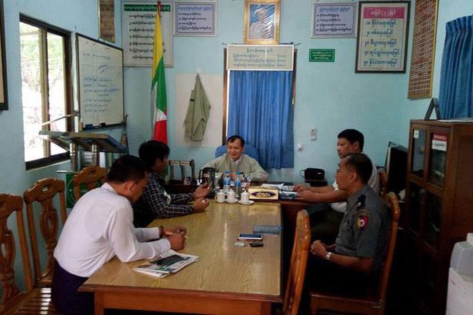 Holding discussion over the planned protest. Photo: Protection for Journalists Committee -Myanmar
