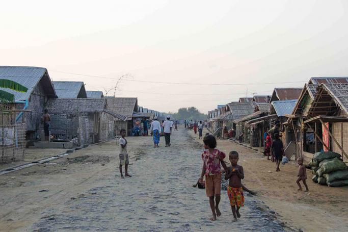 Tha Mar Gyi camp for displaced persons, near Siitwe, the capital of Myanmar's Rakhine state. Photo: Alex Bookbinder/IRIN
