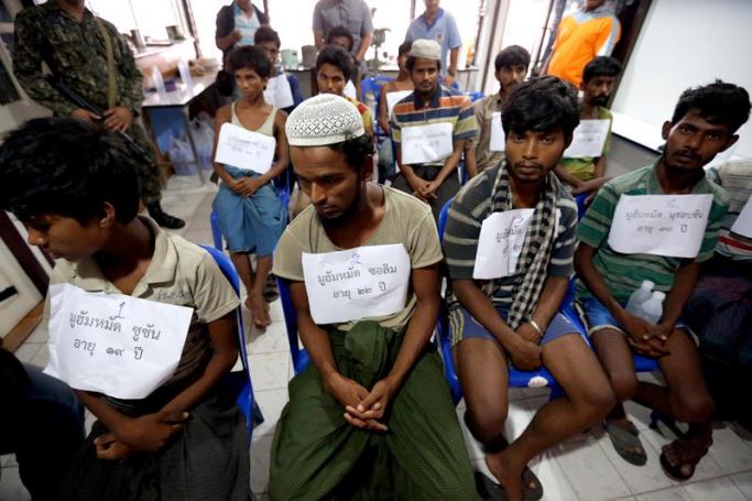 Suspected ethnic Rohingya migrants, who were rescued by Thai officials from forest, are detained at the city hall in the Thai-Malaysian border district of Hat Yai, Songkhla province, southern Thailand, May 7, 2015. Photo: EPA
