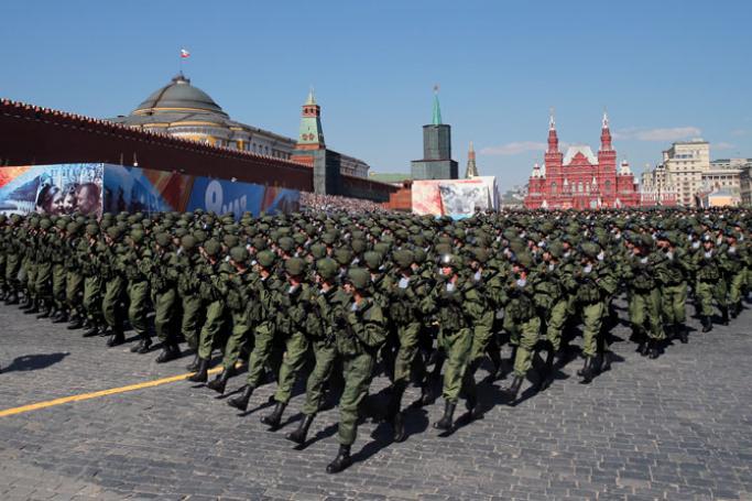 Russian special operations soldiers march during a military parade on Red Square in Moscow, Russia, 09 May 2016. Photo: Yuri Kochetkov/EPA
