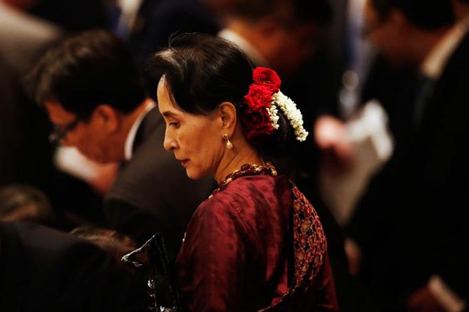 (File) Myanmar State Counselor Aung San Suu Kyi attends the APEC-ASEAN dialogue, on the sidelines of the 25th Asia-Pacific Economic Cooperation summit (APEC), in Danang, Vietnam, 10 November 2017. Photo: EFE-EPA

