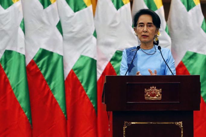 Myanmar's State Counsellor and Foreign Minister Aung San Suu Kyi speaks during a meeting with businessmen and development partnerships at the Myanmar International Convention Center (MICC-2) in Naypyitaw, Myanmar, 22 October 2016. Photo: Hein Htet/EPA
