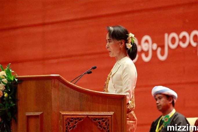 Myanmar's Foreign Minister and State Counselor Aung San Suu Kyi speaks during the closing ceremony of the second session of the Union Peace Conference - 21st century Panglong in Nay Pyi Taw on 29 May 2017. Photo: Min Min/Mizzima
