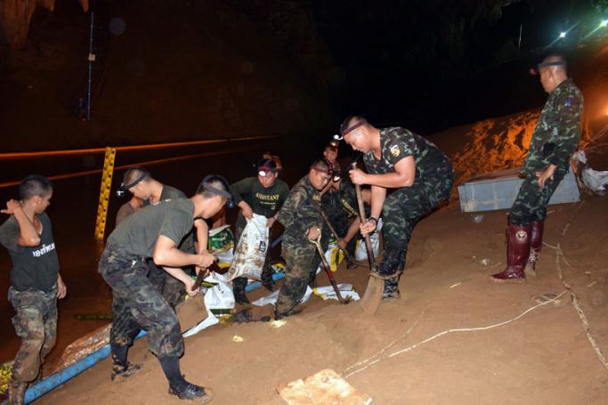 An undated handout photo released by Royal Thai Army on 02 July 2018 shows Thai soldiers working on inside the cave complex during a rescue operation for a missing youth soccer team and their coach at Tham Luang cave in Khun Nam Nang Non Forest Park, Chiang Rai province, Thailand. Photo: EPA/ Royal Thai Army
