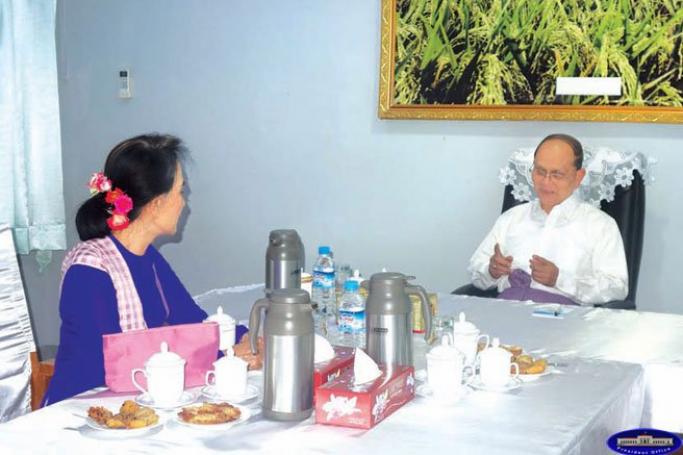President U Thein Sein meets with chairperson Daw Aung San Suu Kyi of the National League for Democracy in Nay Pyi Taw at 6 pm, March 2, 2015. Photo: President's Office
