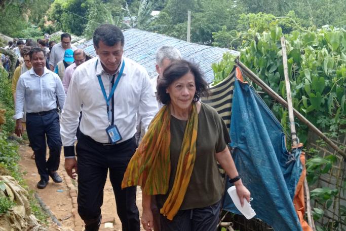 United Nations Special Envoy on Myanmar, Noeleen Heyzer (C) visits a Rohingya refugee camp in Ukhia on August 23, 2022. Photo: AFP