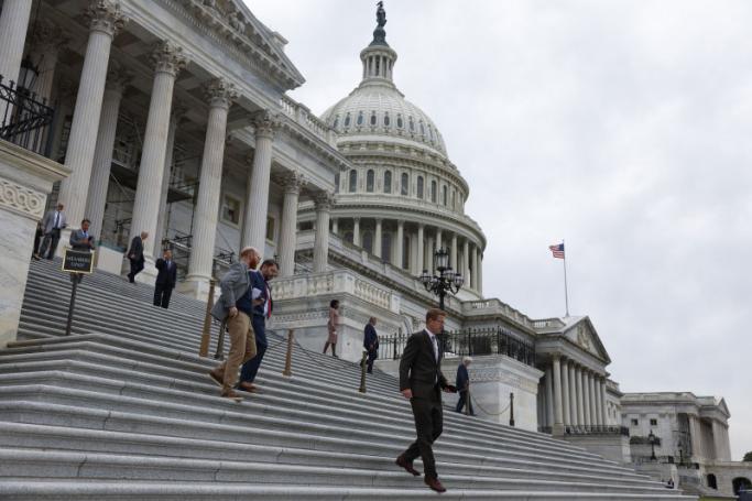 Lawmakers depart from the U.S. Capitol Building on September 30, 2022 in Washington, DC. Photo: AFP
