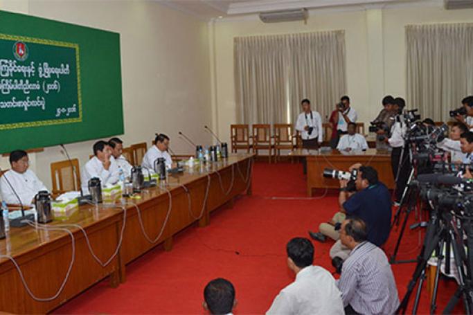 USDP chairman and officials hold a press conference. Photo: MNA
