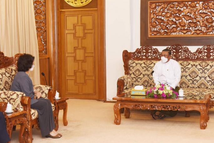 A handout photo made available by the Myanmar Information ministry shows The United Nations' new special envoy for Myanmar Noeleen Heyzer (L) talks with Myanmar Foreign Minister Wunna Maung Lwin (R) during their meeting at the Naypyitaw, Myanmar, 17 August 2022. Photo: EPA