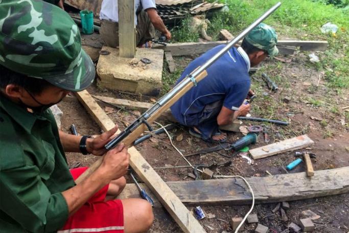 Members of the People's Defence Force (PDF) make handmade guns to be used in fighting against security forces near Demoso, Kayah state on June 4, 2021, as the country remains in turmoil after the February military coup. Photo: AFP